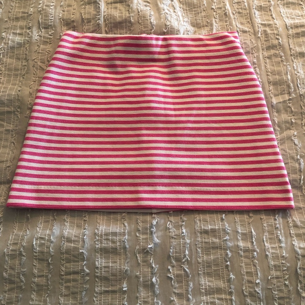 Pink and white Lily Pulitzer mini skirt